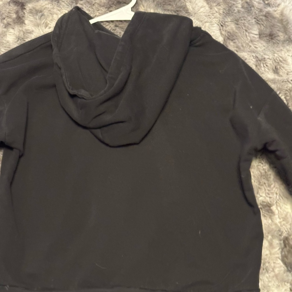 Black. H&M.